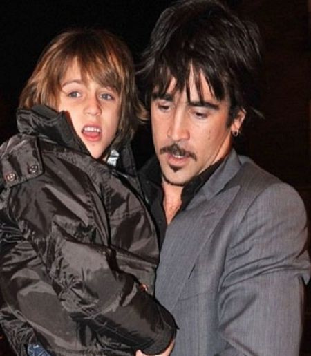 James Padraig Farrell Is Not Dating Anyone.